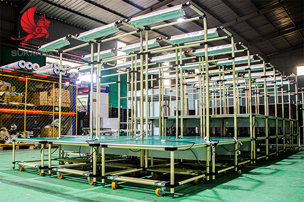 Bàn thao tác lắp ráp Sukavina 